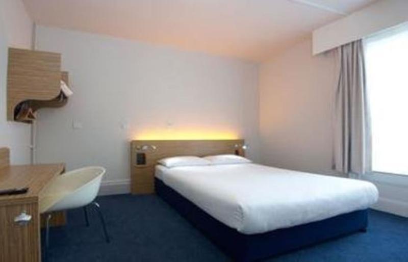 Travelodge Scarborough St Nicholas Esterno foto